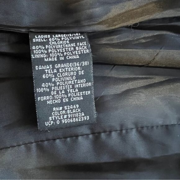 Outbrook Black Waterproof Jacket Adjustable Waist & Multiple Pockets Womens Sz L - Picture 10 of 12